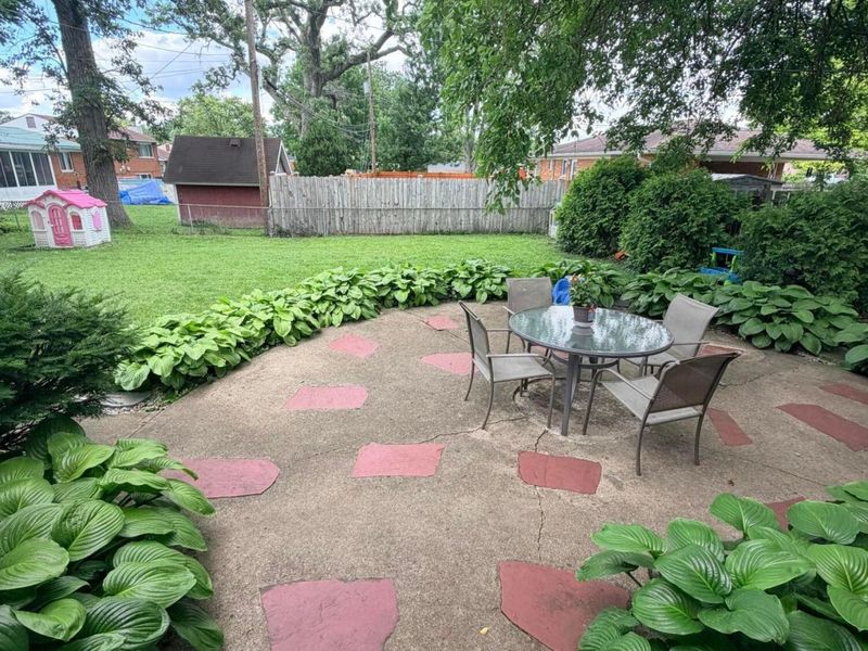100 Inwood Road, West Jefferson, OH 43162 Photo 8