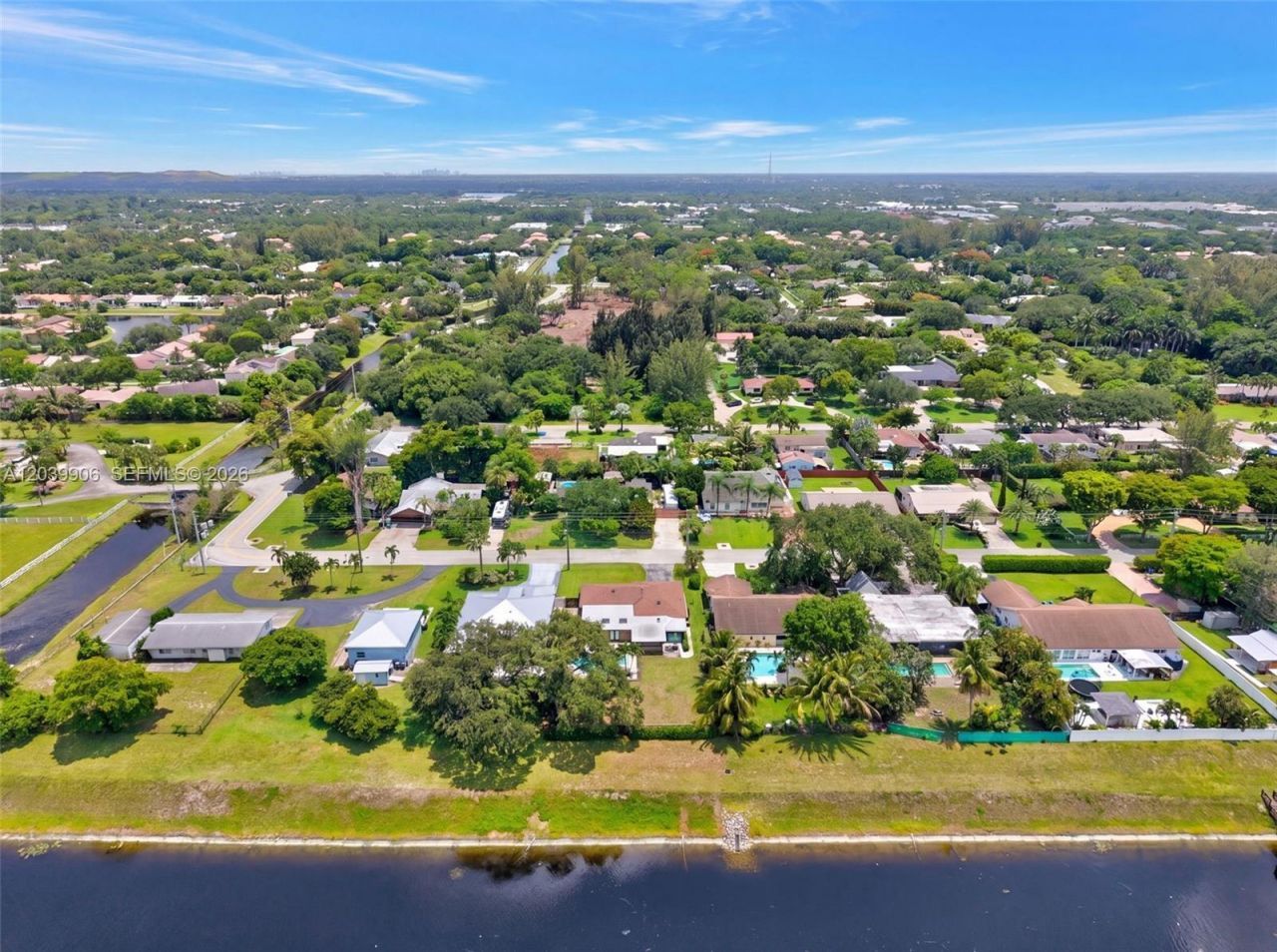 4831 NW 77th Ct, Pompano Beach, FL 33073 Photo