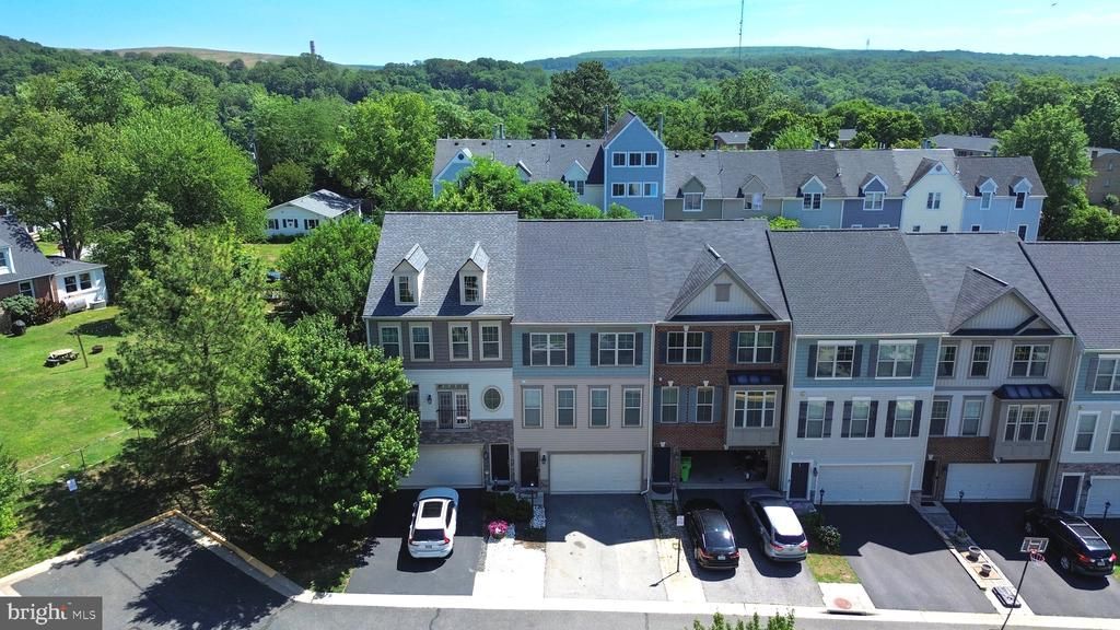 1403 OCCOQUAN HEIGHTS COURT, OCCOQUAN, VA 22125