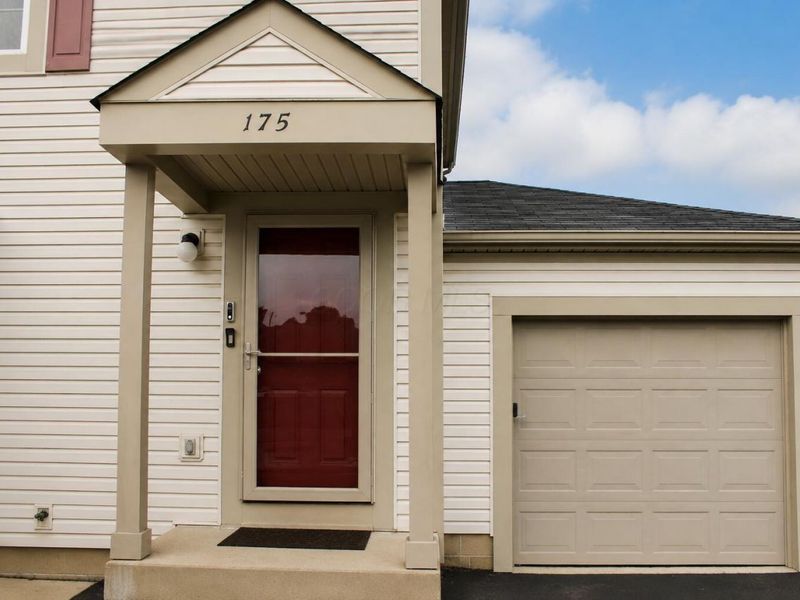 175 Macenroe Drive, Unit 32F, Blacklick, OH 43004 Photo 1