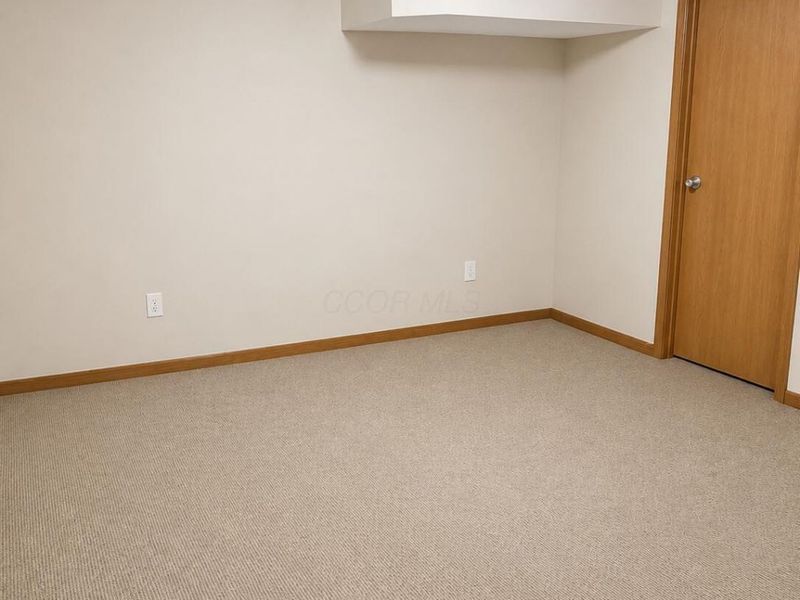 175 Macenroe Drive, Unit 32F, Blacklick, OH 43004 Photo 13