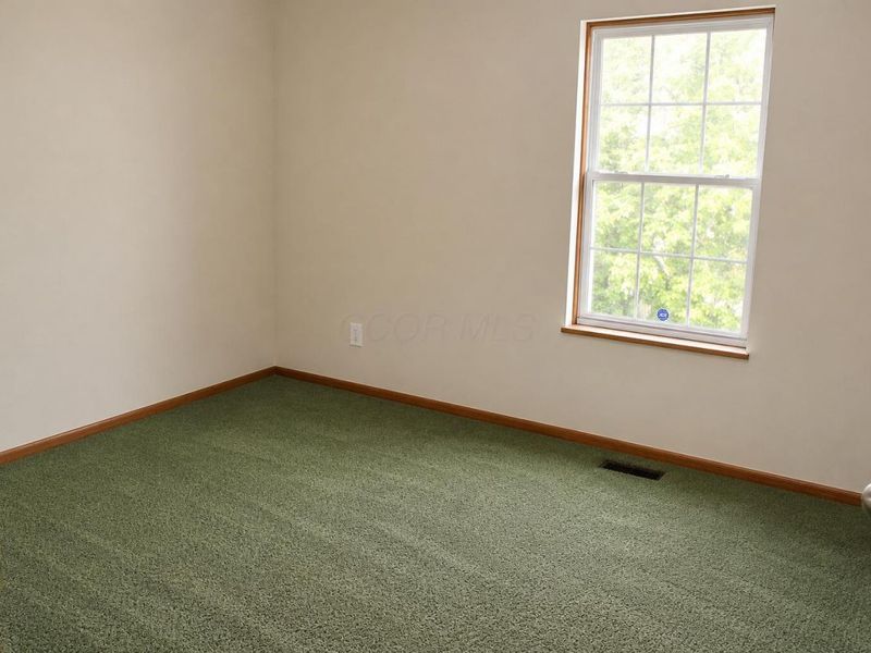 175 Macenroe Drive, Unit 32F, Blacklick, OH 43004 Photo 9
