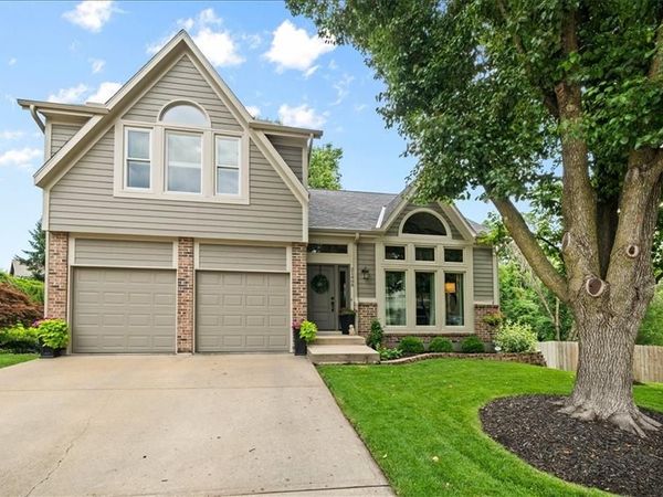 21408 W 47th Court, Shawnee, KS 66218