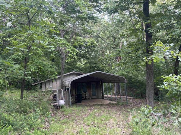 124 Bluffs Drive , Mountain View, AR 72560