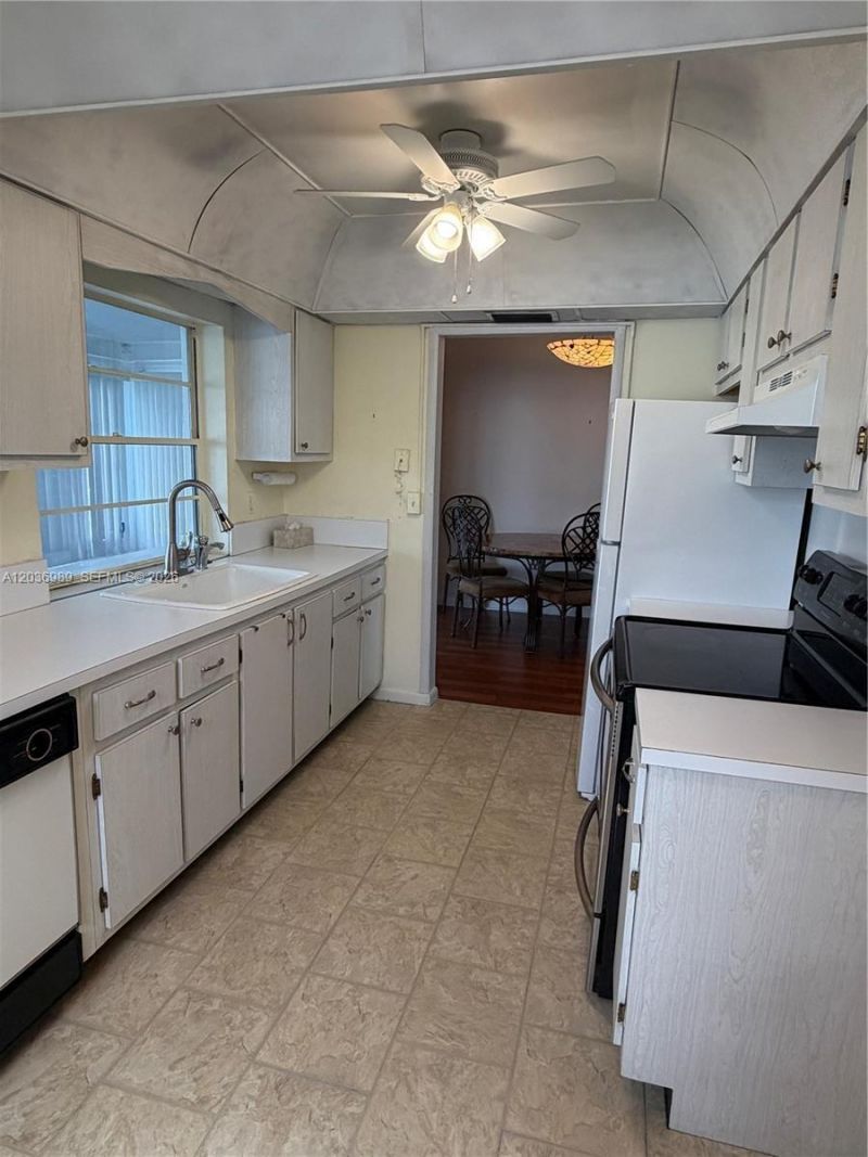 913 SW 3rd Ave, Boynton Beach, FL 33426 Photo