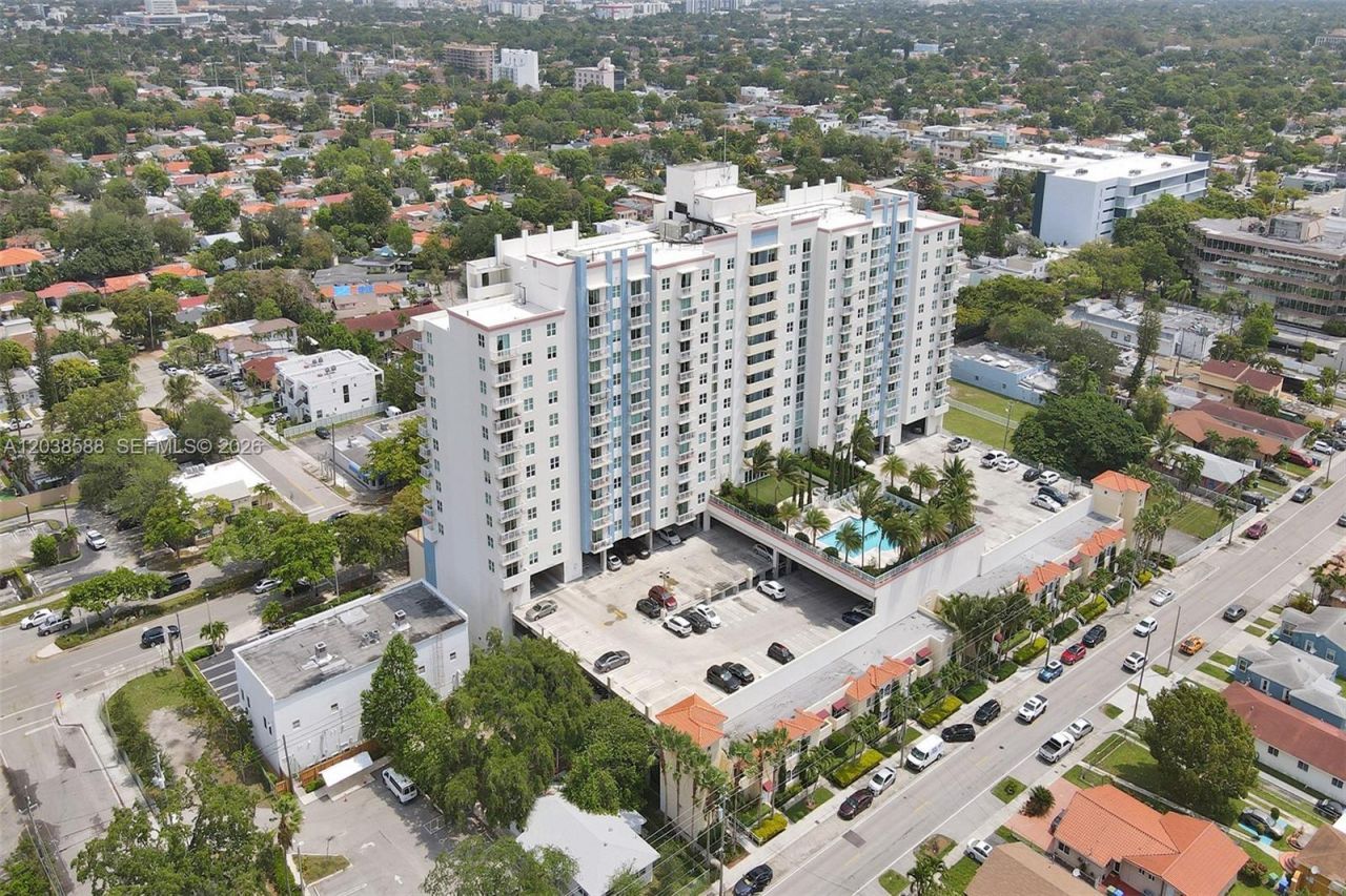 3000 Coral Way, Unit 412, Miami, FL 33145 Main Photo