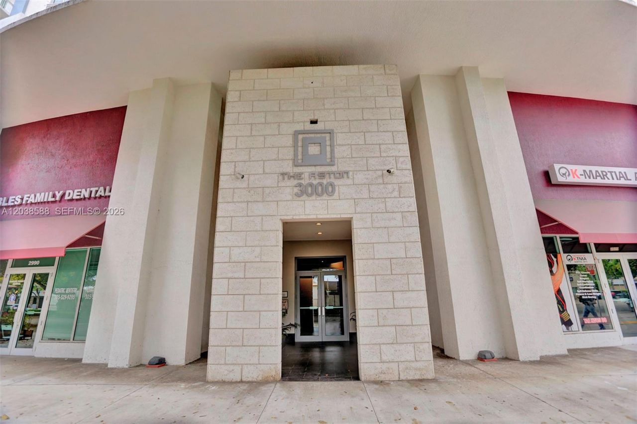 3000 Coral Way, Unit 412, Miami, FL 33145 Photo