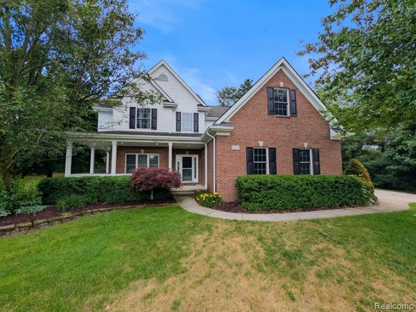 1859 Lonesome Lake Court, Orion Twp, MI 48362