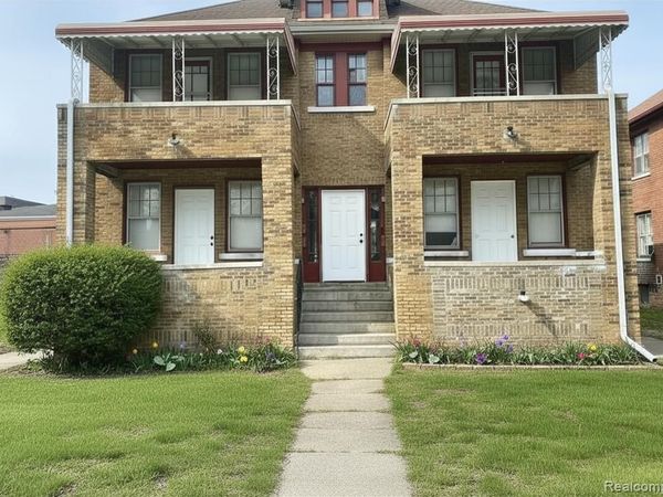 2676 Sturtevant Street , Detroit, MI 48206