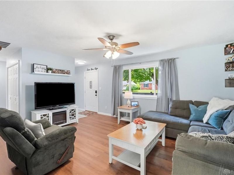 193 Oregon Drive, Xenia, OH 45385 Photo 7