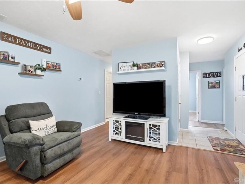 193 Oregon Drive, Xenia, OH 45385 Photo 9