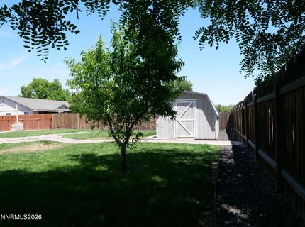 604 Jennys Lane, Fernley, NV 89408 Photo