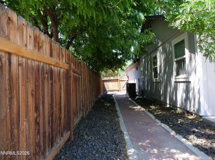 604 Jennys Lane, Fernley, NV 89408 Photo