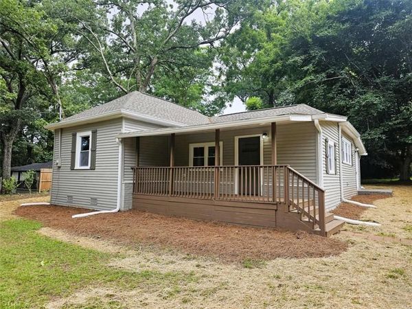 46 Mitchell Street , Carrollton, GA 30117