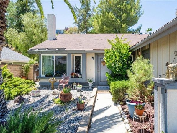 27951 Sycamore Creek, Valencia, CA 91354