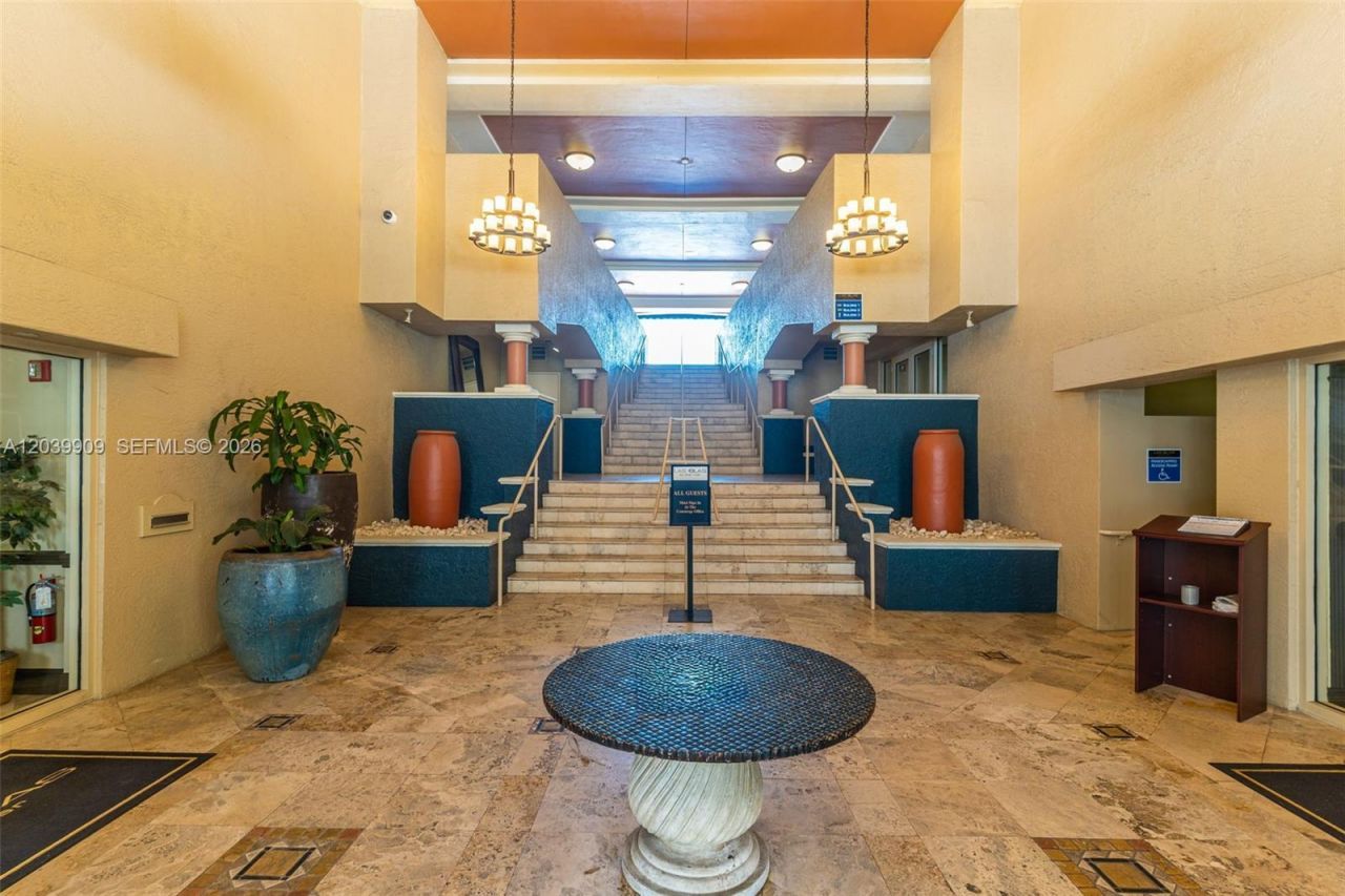 520 SE 5th Ave, Unit 1707, Fort Lauderdale, FL 33301 Photo