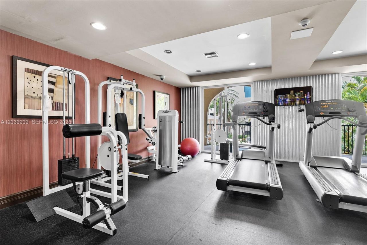 520 SE 5th Ave, Unit 1707, Fort Lauderdale, FL 33301 Photo