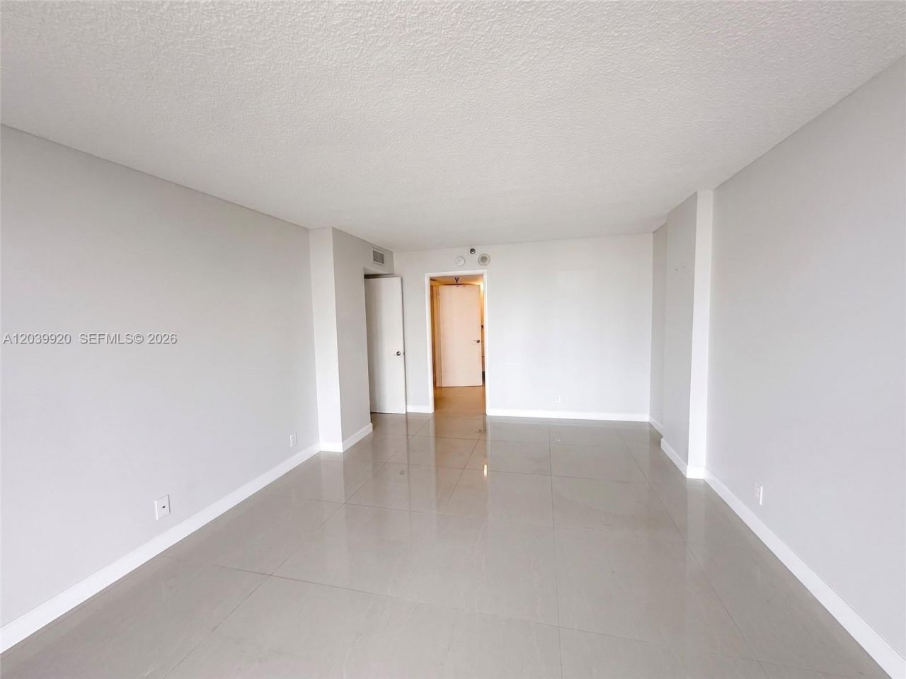 290 174th St, Unit 1117, Sunny Isles Beach, FL 33160 Photo