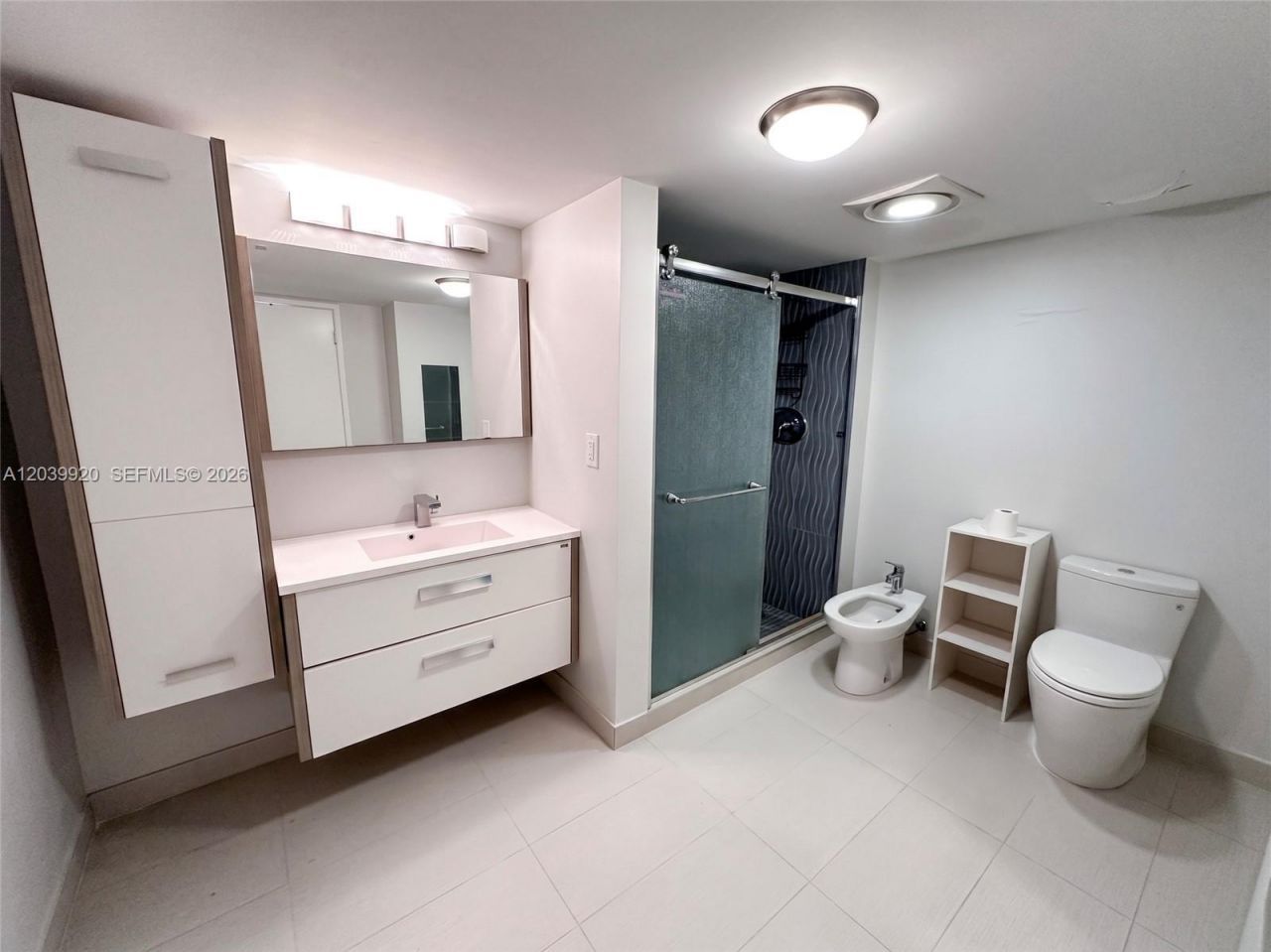 290 174th St, Unit 1117, Sunny Isles Beach, FL 33160 Photo