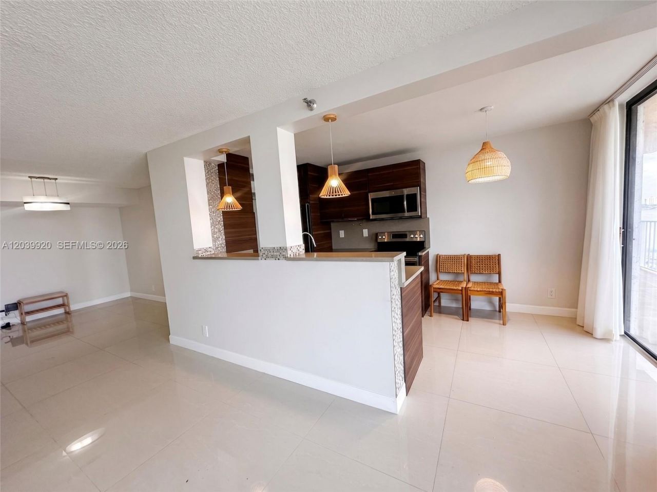290 174th St, Unit 1117, Sunny Isles Beach, FL 33160 Photo