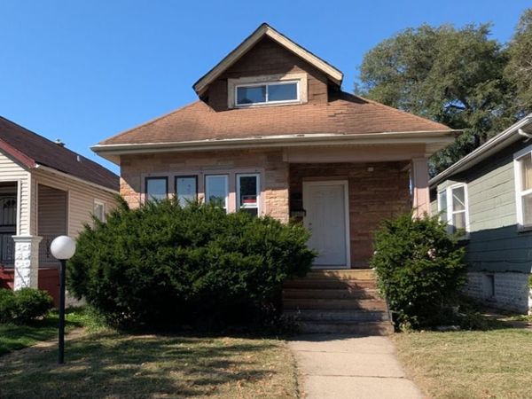 10522 S Eggleston Avenue , Chicago, IL 60628