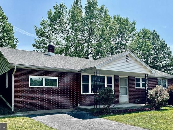 320 E LANDIS STREET, COOPERSBURG, PA 18036