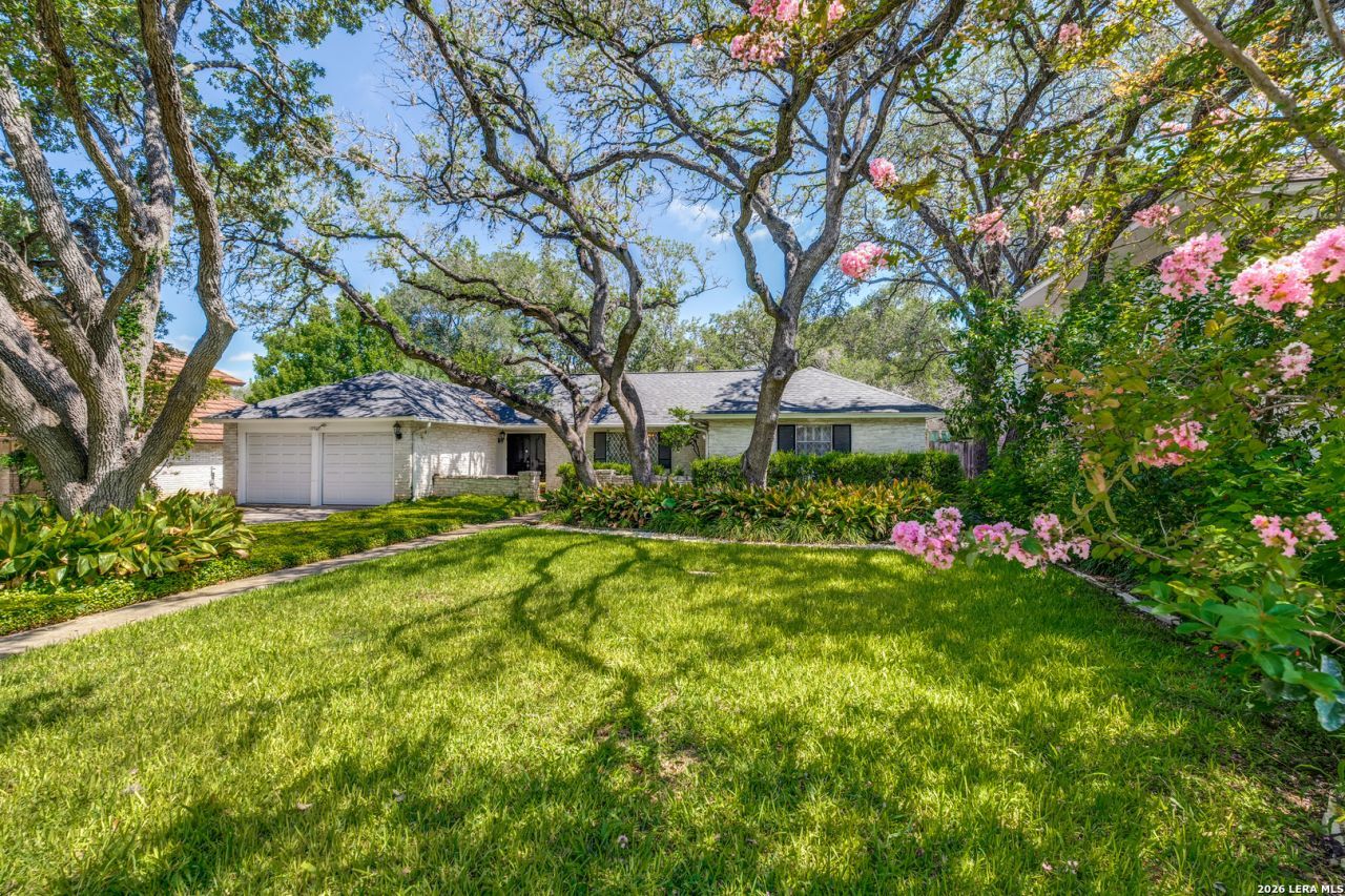 10911 Whispering Wind St, San Antonio, TX 78230 Main Photo