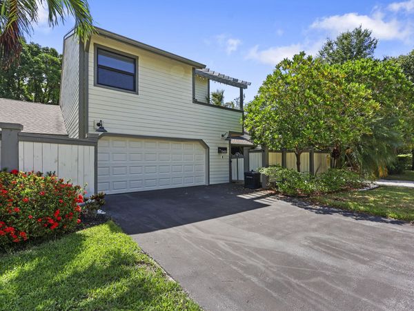 13400 Bedford Mews Court, Wellington, FL 33414