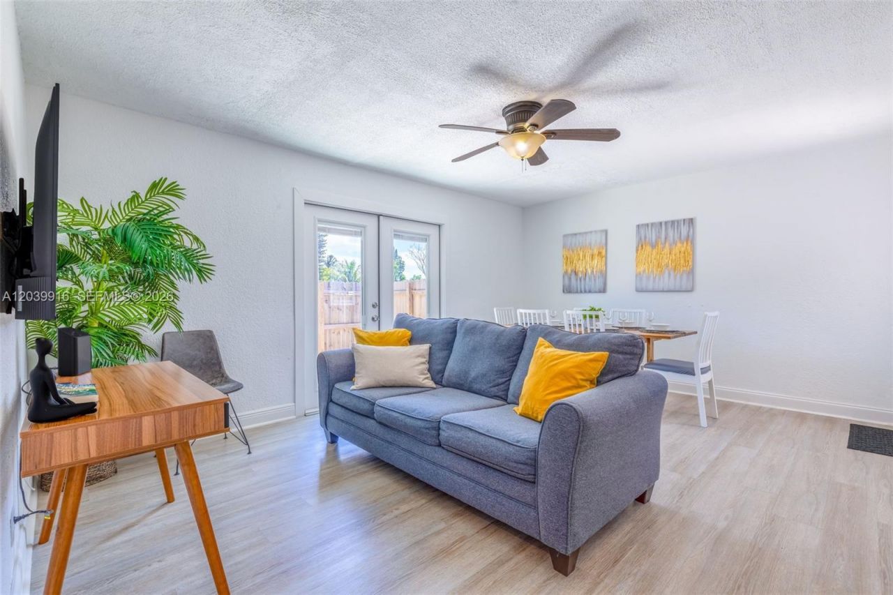 6801 Park St , Unit 6801, Hollywood, FL 33024 Photo