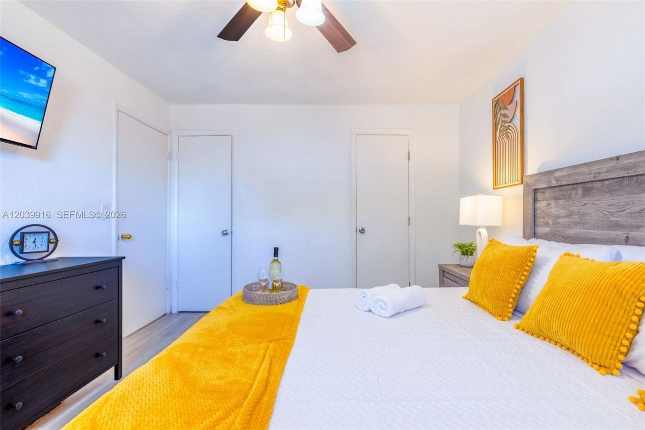 6801 Park St , Unit 6801, Hollywood, FL 33024 Photo