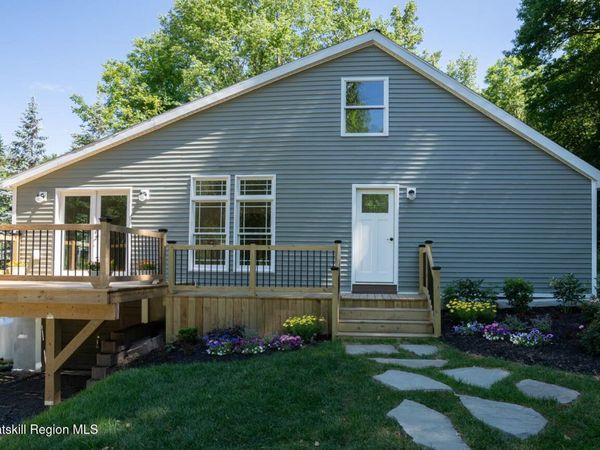 205 Mcclellan Road, Nassau, NY 12123
