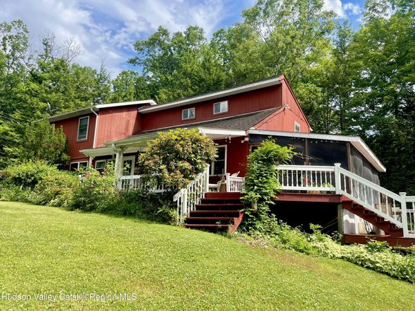 28 John Carle , Saugerties, NY 12477