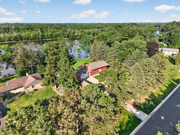 6266 Rivlyn Avenue NW, Anoka, MN 55303