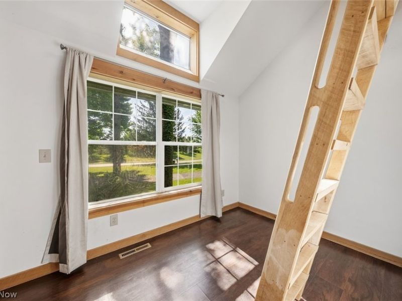 7560 Liberty Road, Solon, OH 44139 Photo 17