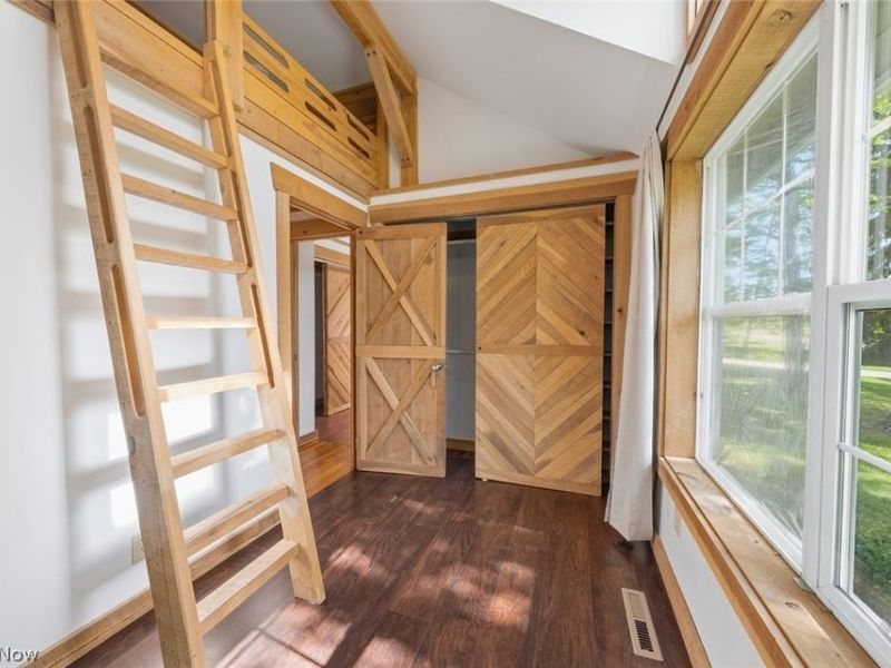 7560 Liberty Road, Solon, OH 44139 Photo 18