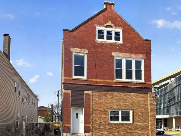 5400 W 23rd Street, Cicero, IL 60804