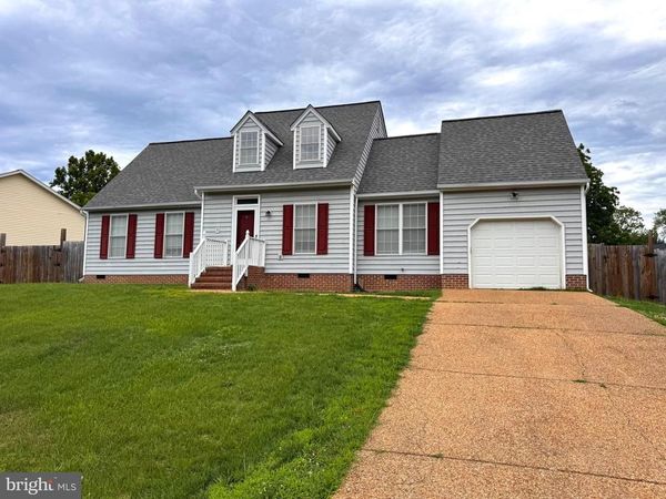 7423 LAURA LANE , FREDERICKSBURG, VA 22407