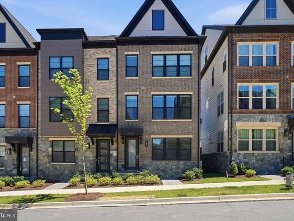 10235 DALMATIAN STREET , ROCKVILLE, MD 20850