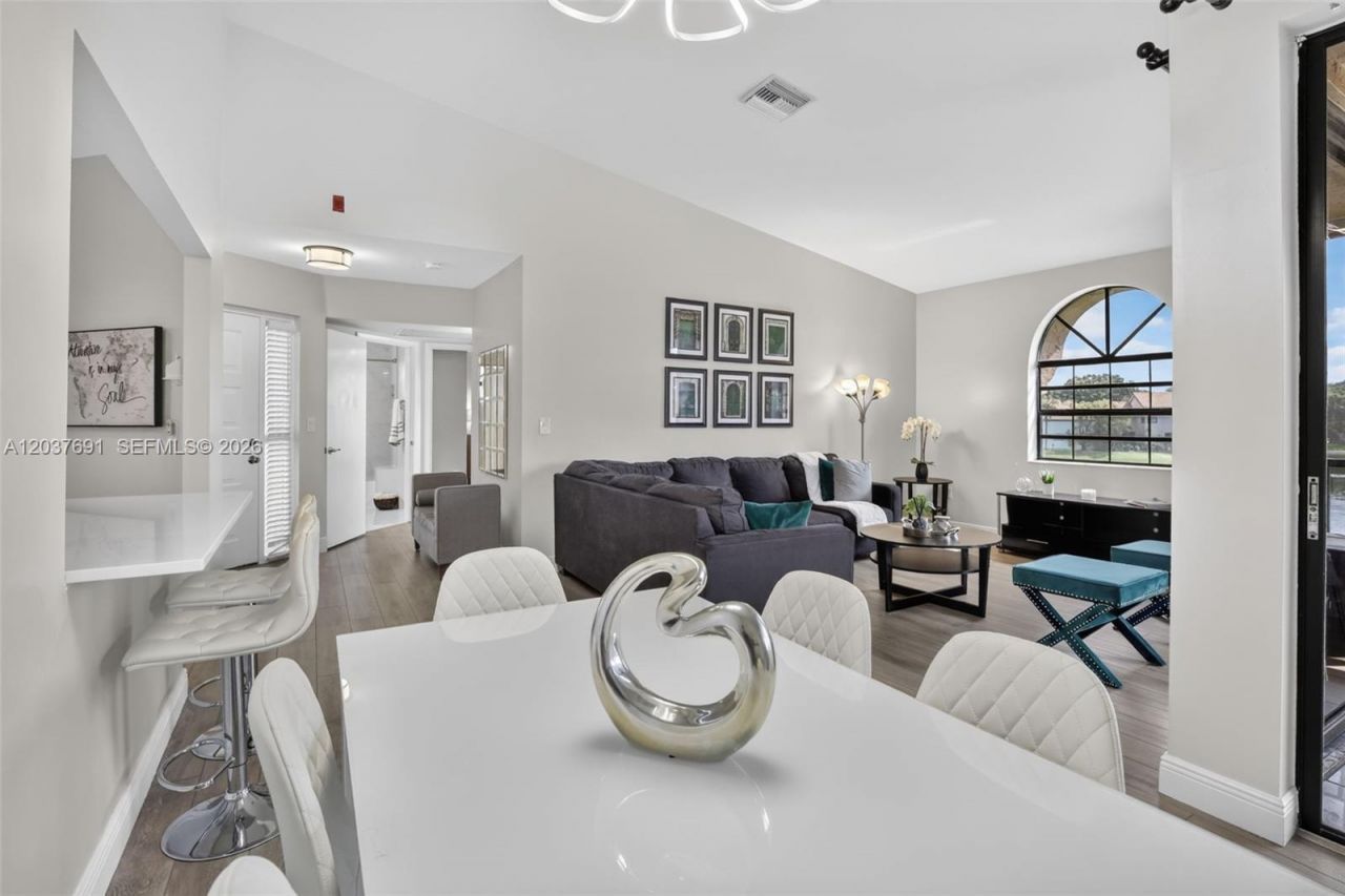 10661 NW 14th St, Unit 248, Plantation, FL 33322 Photo
