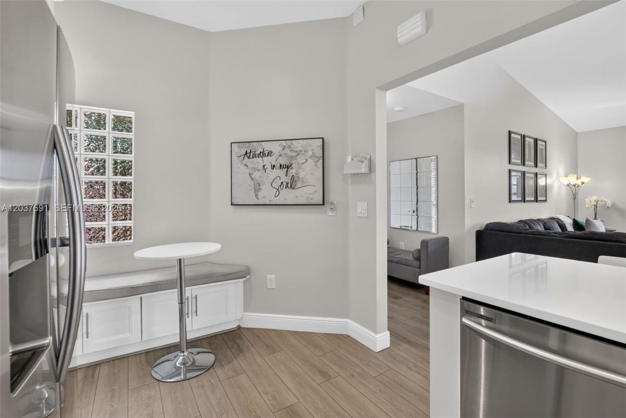 10661 NW 14th St, Unit 248, Plantation, FL 33322 Photo