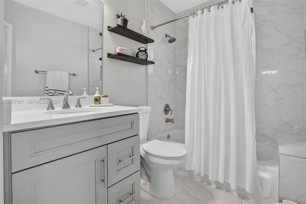 10661 NW 14th St, Unit 248, Plantation, FL 33322 Photo