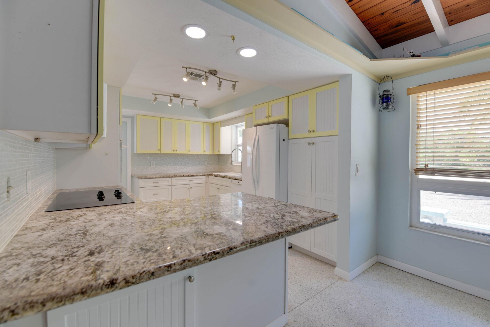 466 W Shore Drive, Summerland Key, FL 33042 Photo