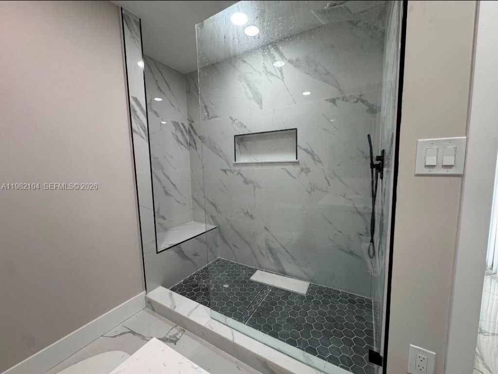 631 SE 5th Ter , Pompano Beach, FL 33060 Photo
