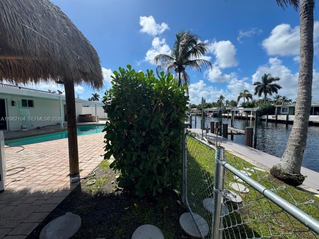 631 SE 5th Ter , Pompano Beach, FL 33060 Photo