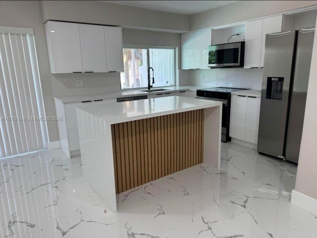 631 SE 5th Ter , Pompano Beach, FL 33060 Photo