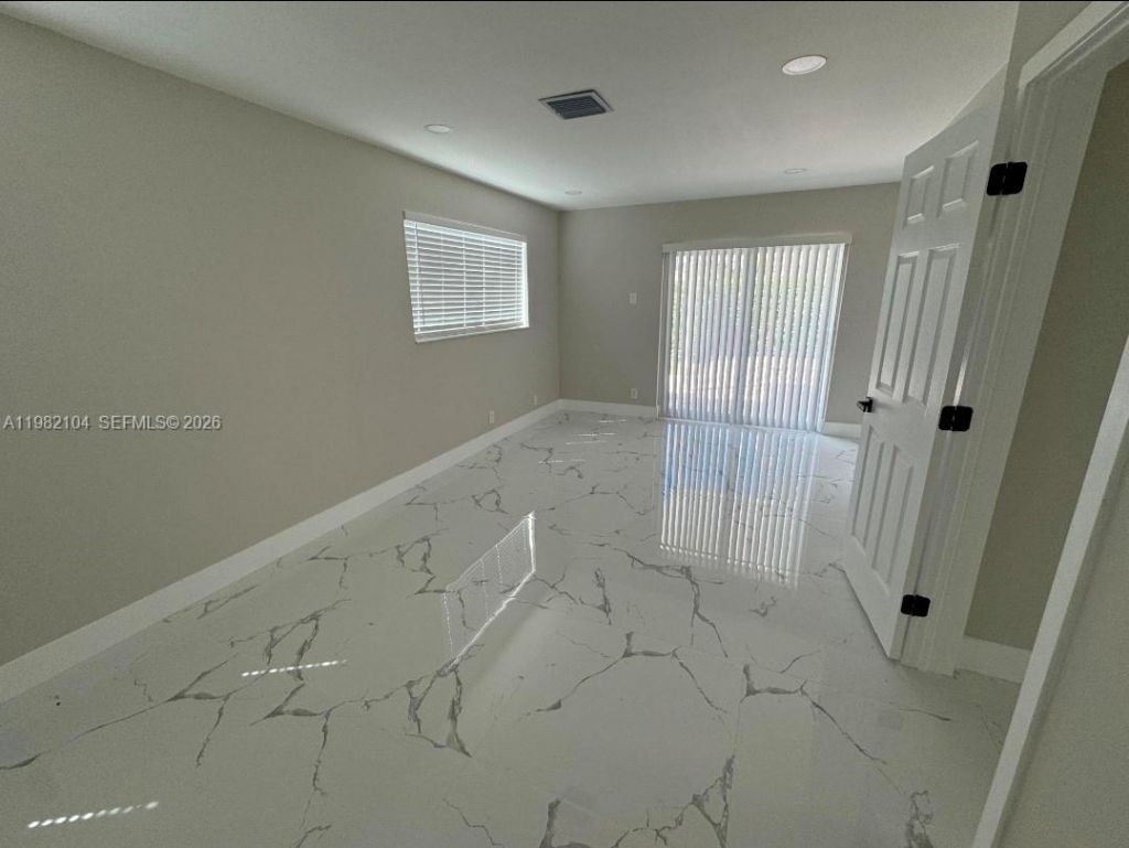 631 SE 5th Ter , Pompano Beach, FL 33060 Photo