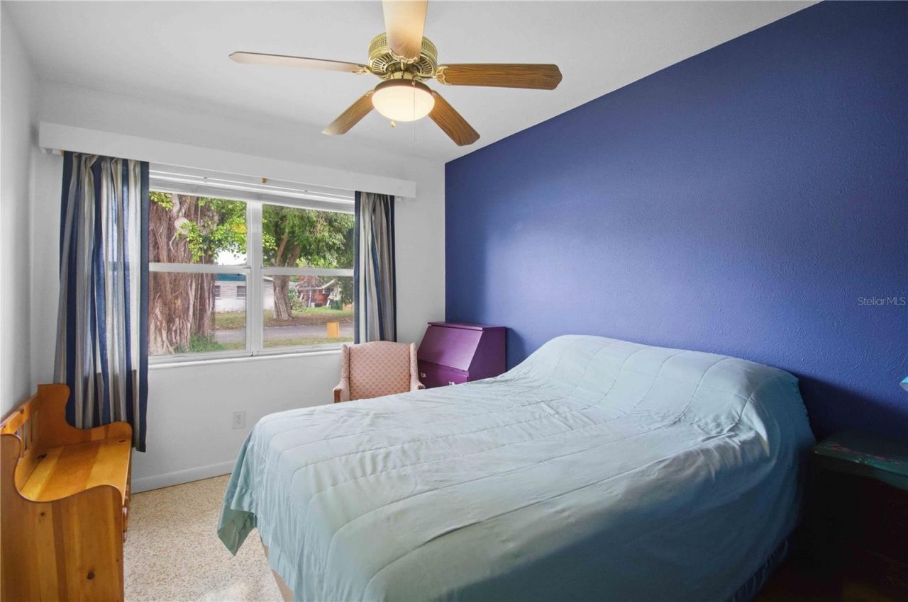 330 Crosby Court, Sarasota, FL 34237 Photo