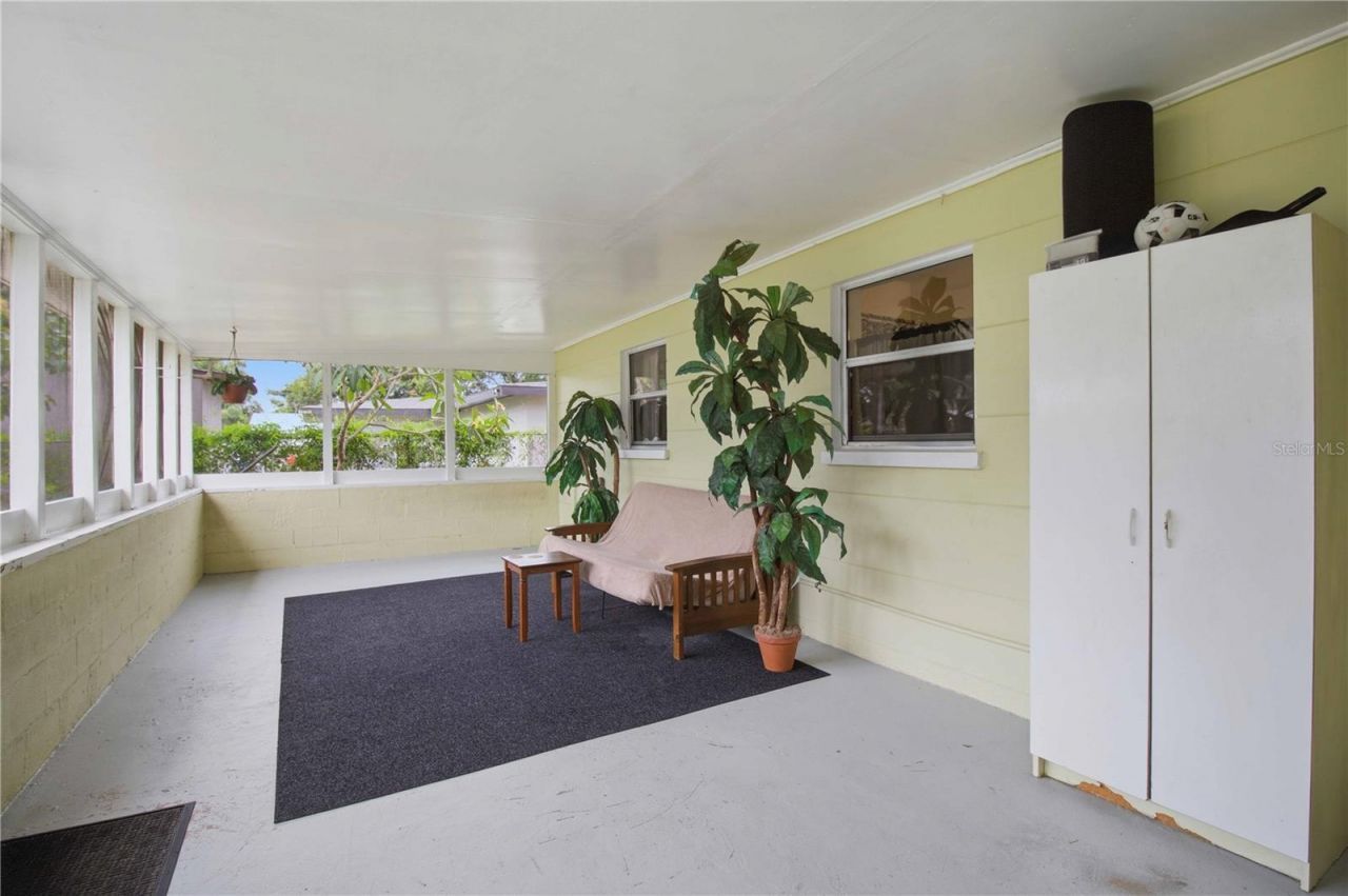 330 Crosby Court, Sarasota, FL 34237 Photo