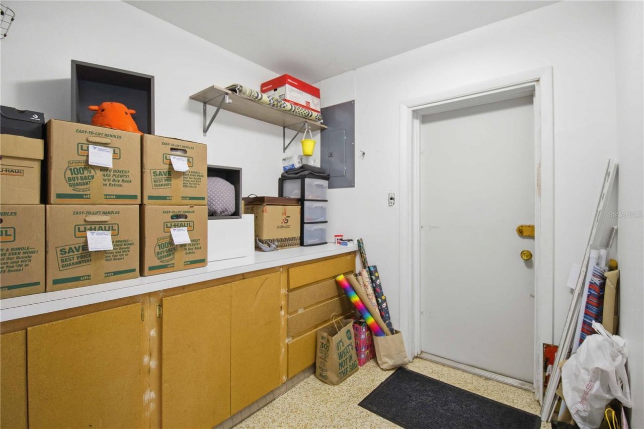 330 Crosby Court, Sarasota, FL 34237 Photo