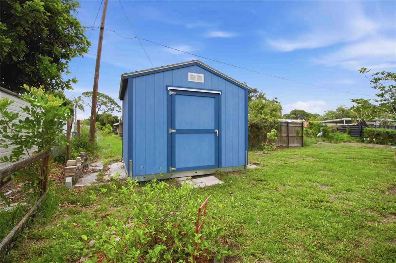 330 Crosby Court, Sarasota, FL 34237 Photo